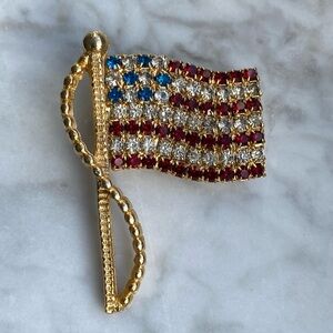 Vintage 70’s Rafaelian US Flag Brooch. Red White & Blue rhinestones Gold tone